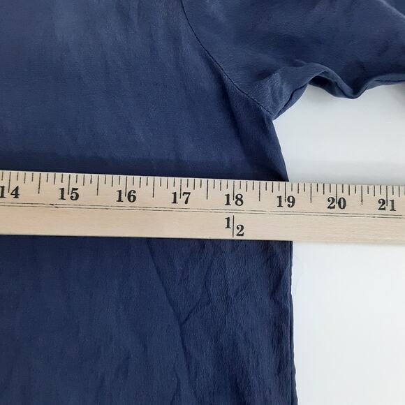 Vintage 80s 100% Silk Blouse Navy Blue Short Sleeve Womens S Minimalist Luxury - Picture 6 of 8